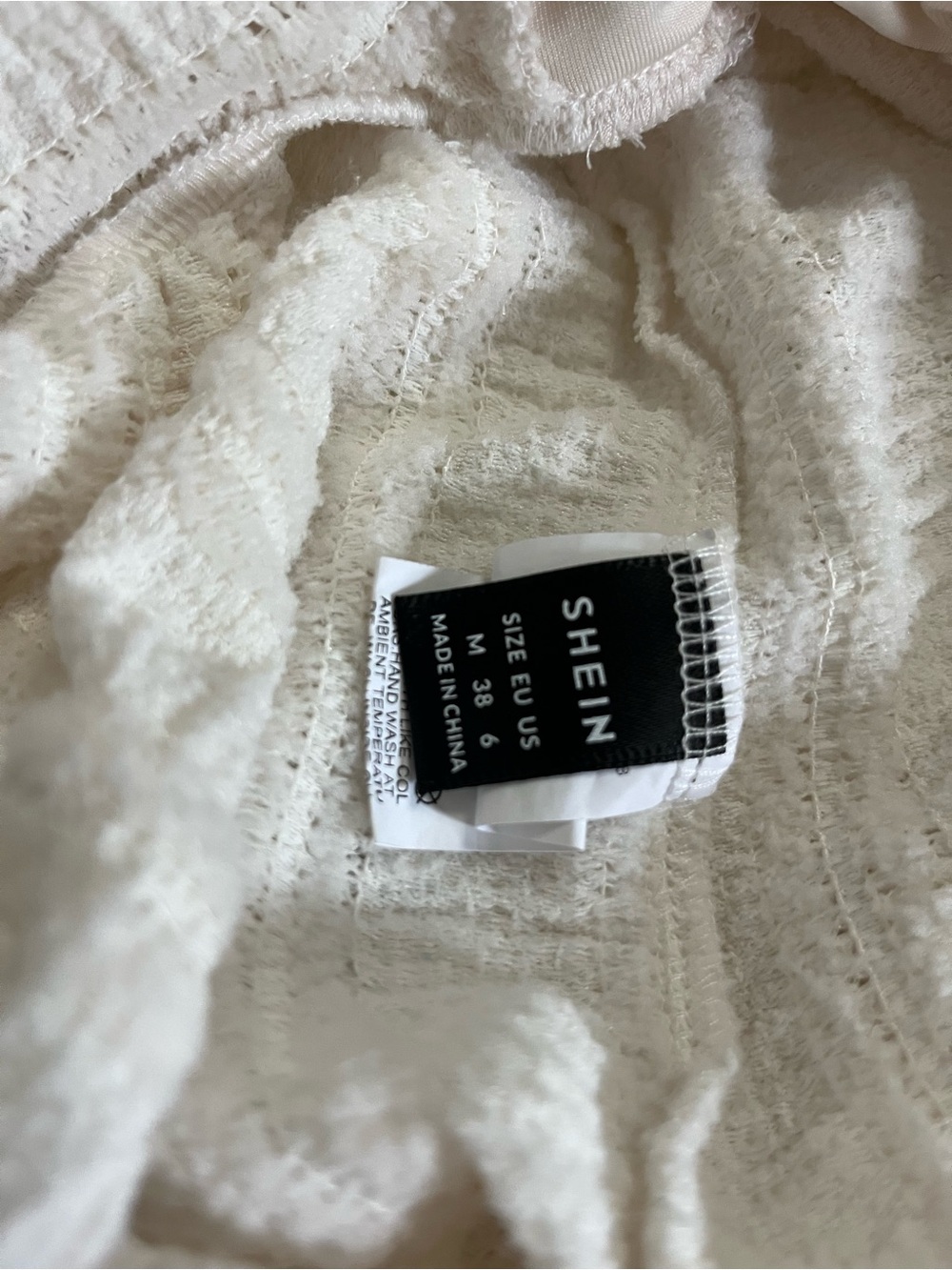 SHEIN Cream Textured Ruffle Top - Picture 3 of 3